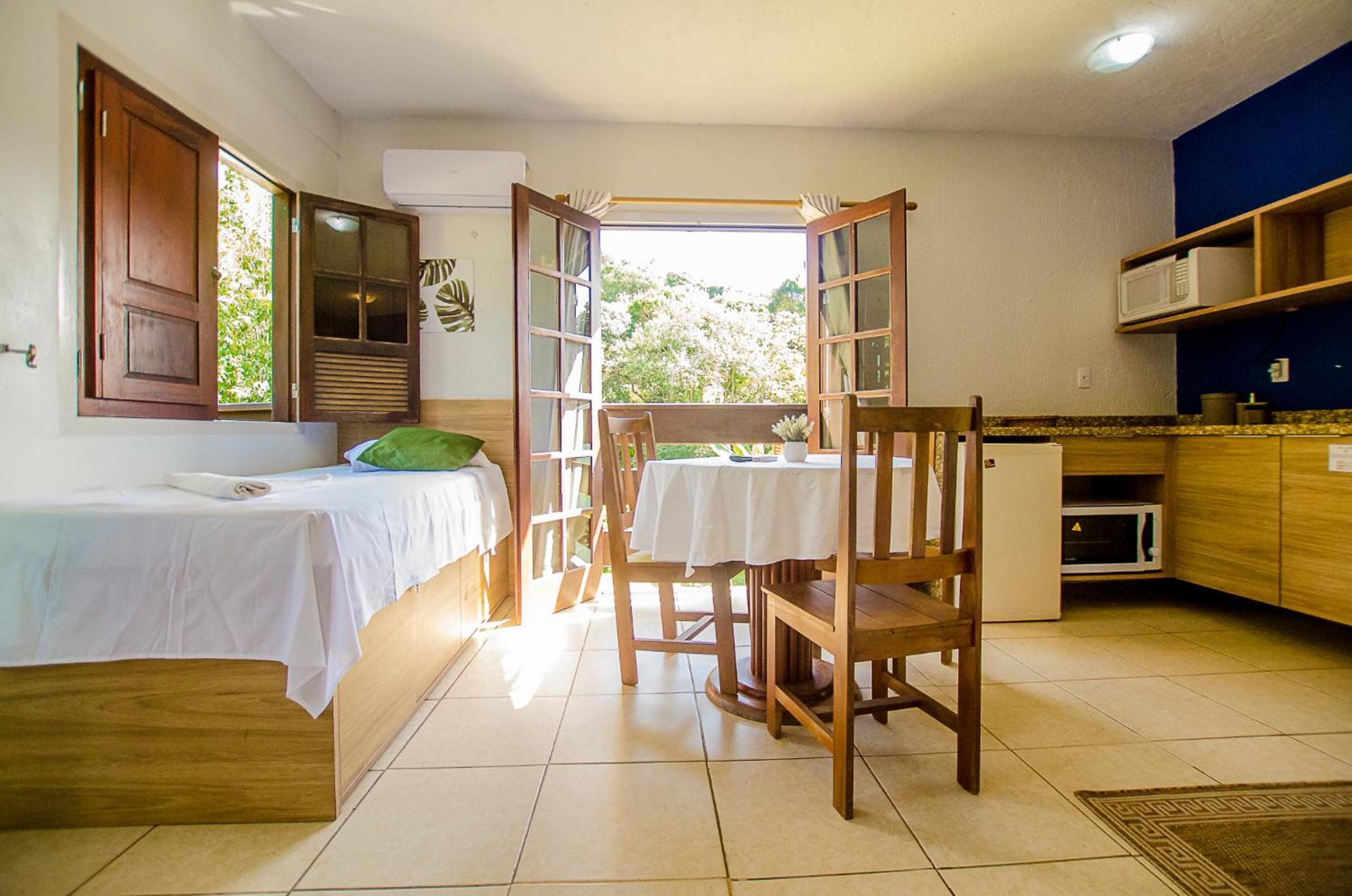 Kalani Pousada Praia do Rosa Habitación foto